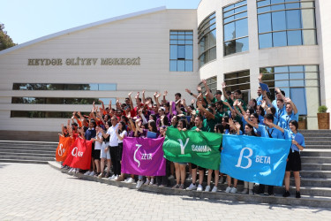 "Gənc Liderlər üçün Yay Universiteti" layihəsi başa çatıb