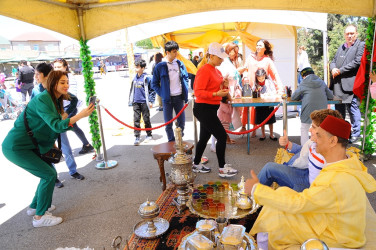 Naftalan “Çay festivalı”nda iştirak edib