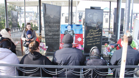 The grave of martyr Vagif Bayramov was visited